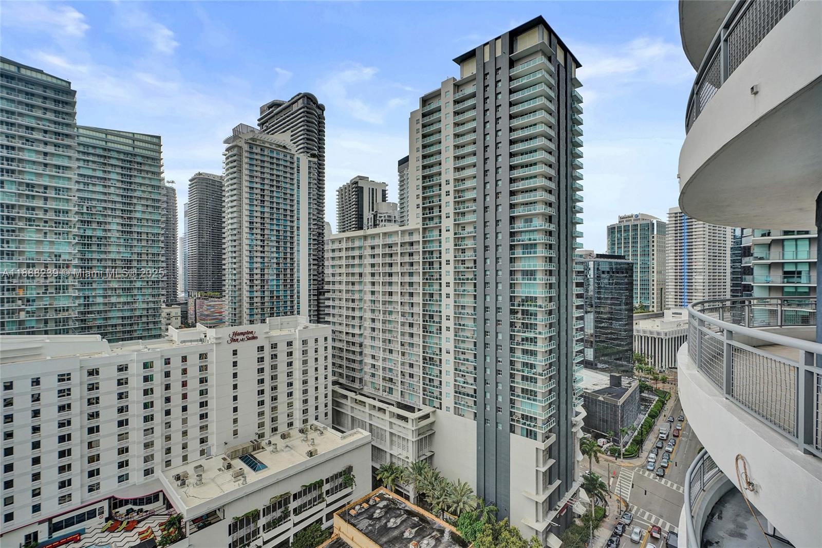 60 SW 13th St #1721, Miami FL 33130