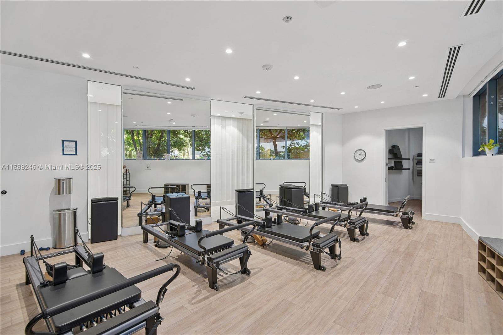 2831 S Bayshore Dr #1908, Miami FL 33133