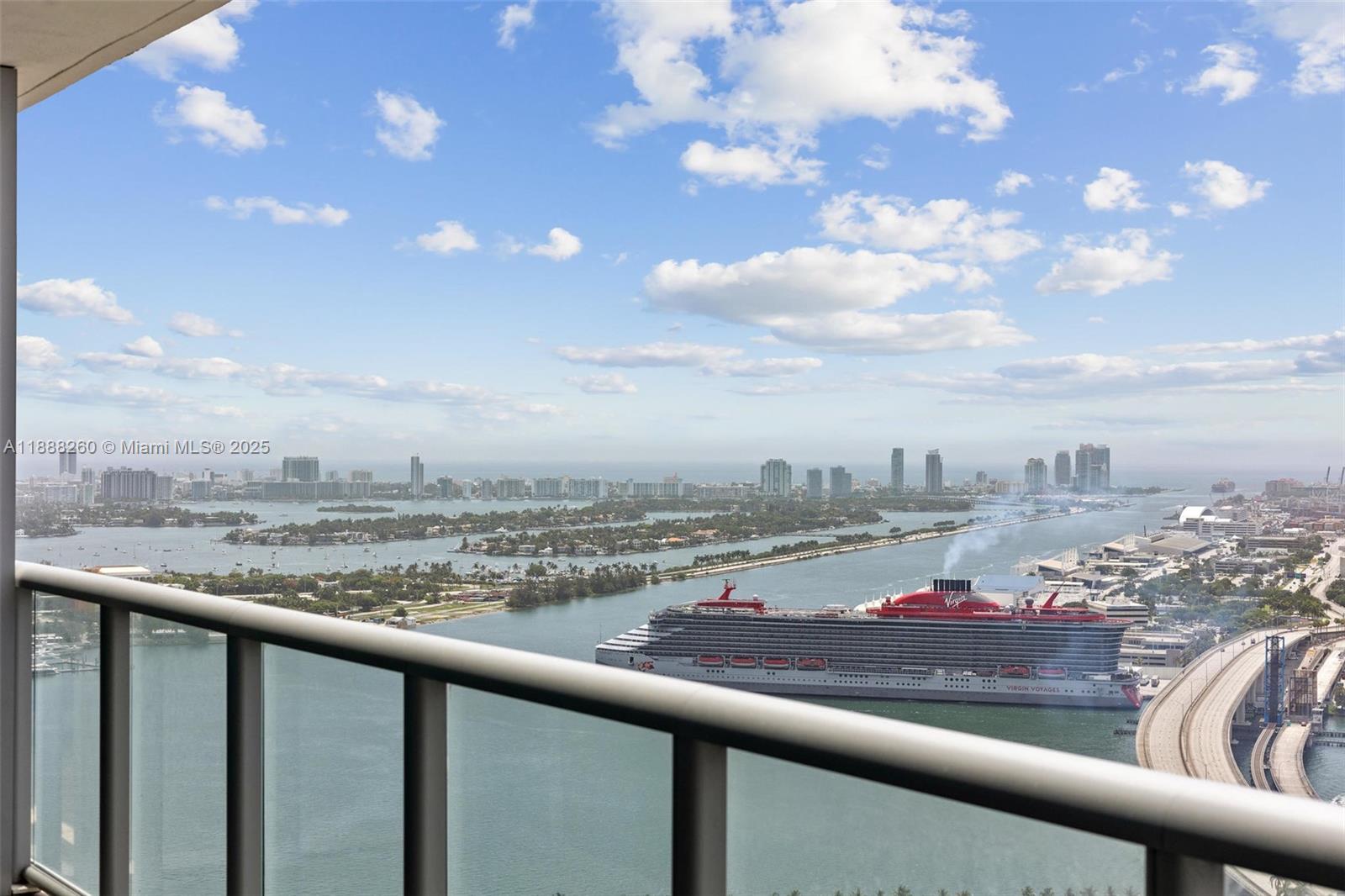 888 Biscayne Blvd #4002, Miami FL 33132
