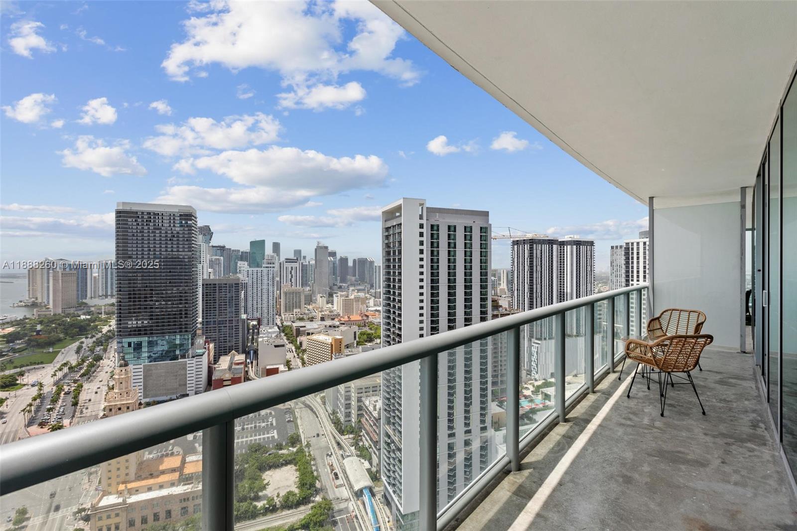 888 Biscayne Blvd #4002, Miami FL 33132