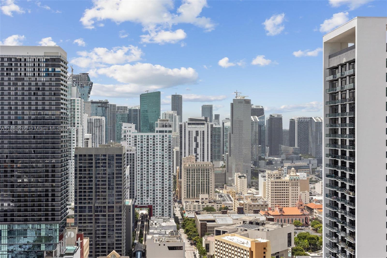 888 Biscayne Blvd #4002, Miami FL 33132