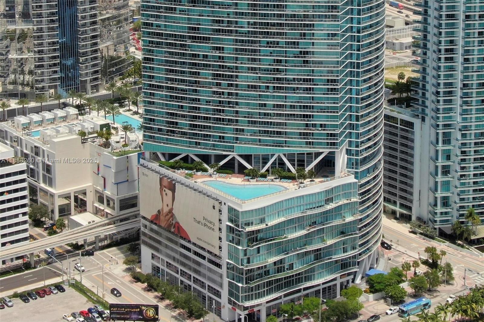 888 Biscayne Blvd #4002, Miami FL 33132