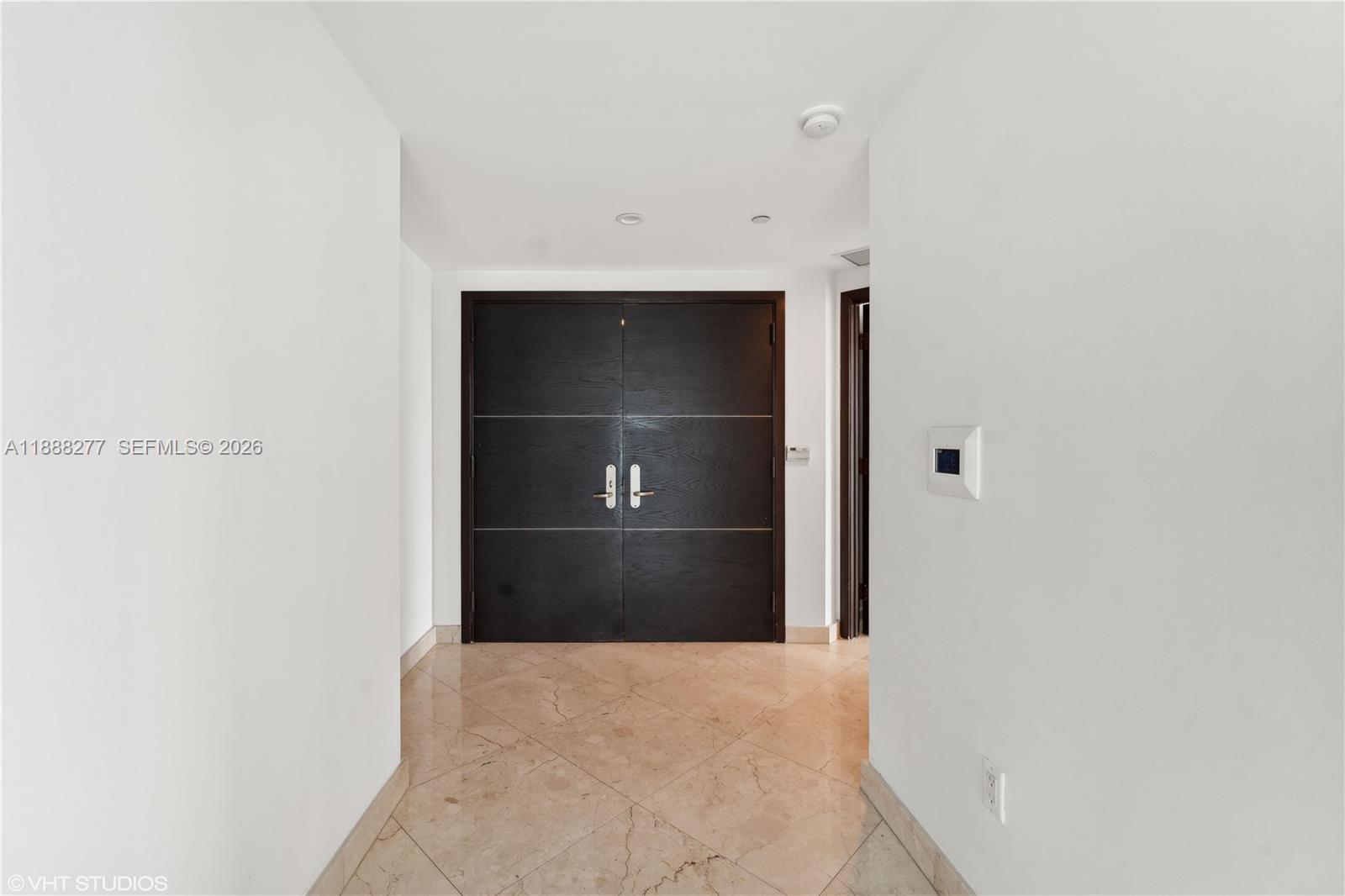 1331 Brickell Bay Dr #2802, Miami FL 33131