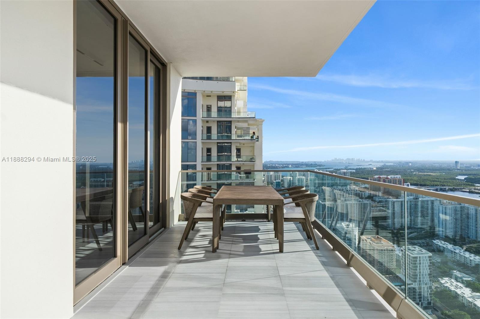 17975 Collins Ave #N-4601, Sunny Isles Beach FL 33160