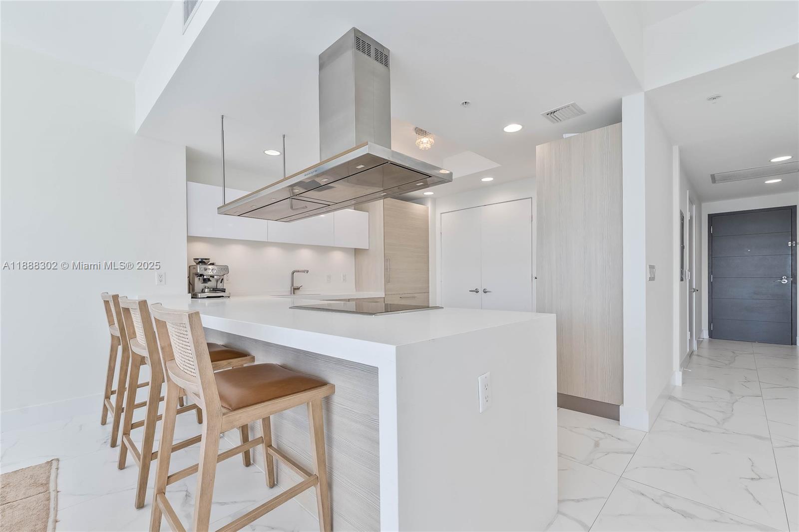 17301 Biscayne Blvd #411, North Miami Beach FL 33160