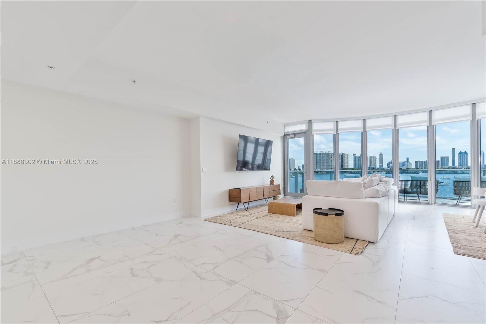 17301 Biscayne Blvd #411, North Miami Beach FL 33160