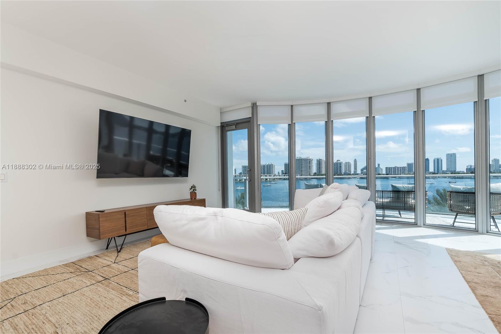 17301 Biscayne Blvd #411, North Miami Beach FL 33160