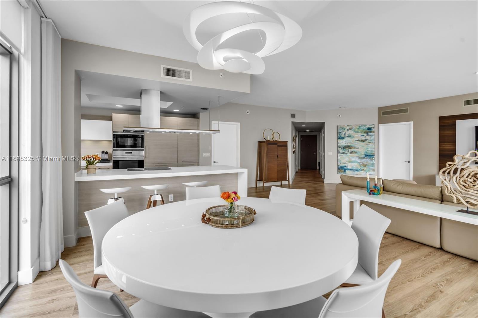 17301 Biscayne Blvd #501, North Miami Beach FL 33160