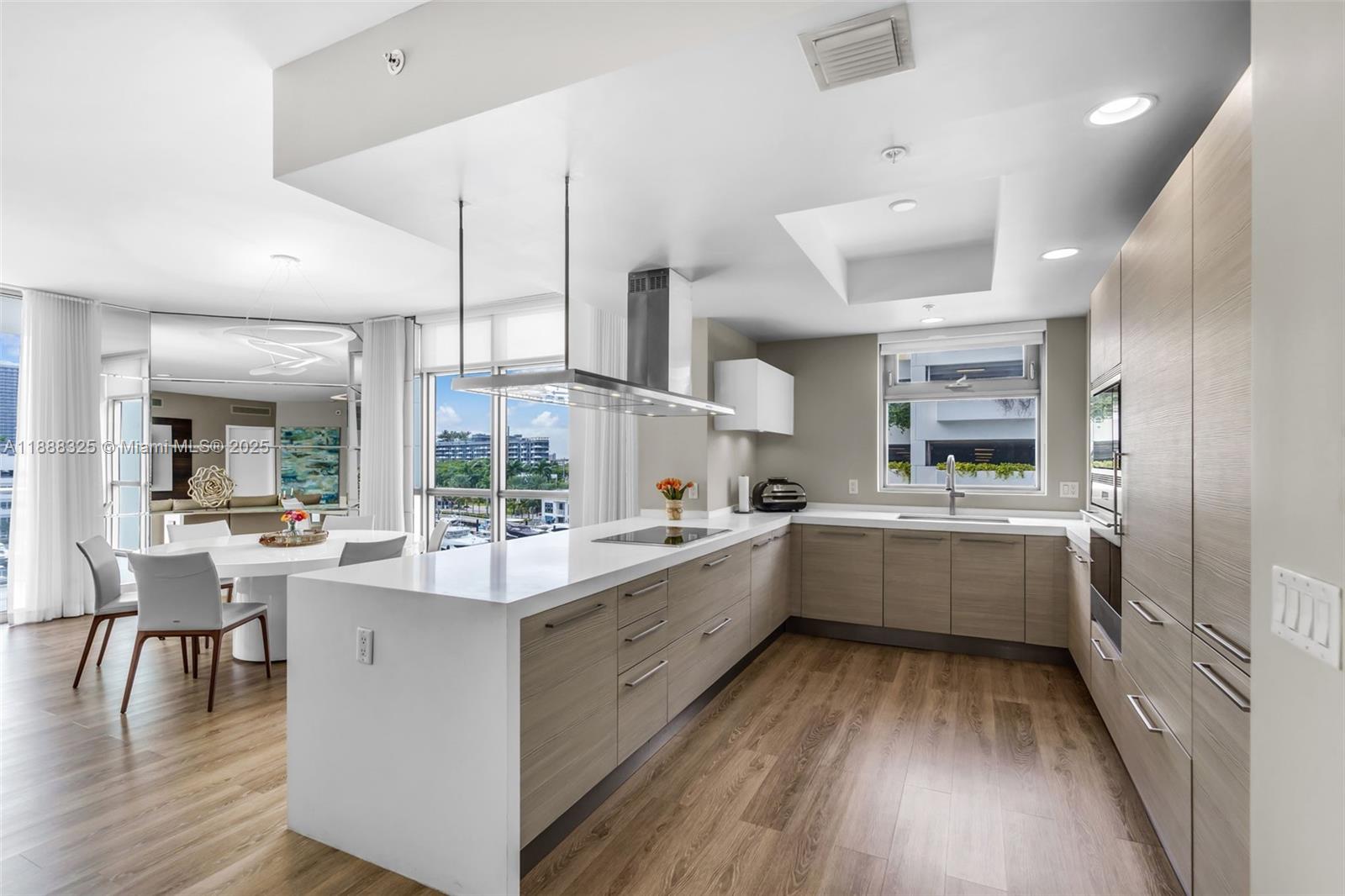 17301 Biscayne Blvd #501, North Miami Beach FL 33160