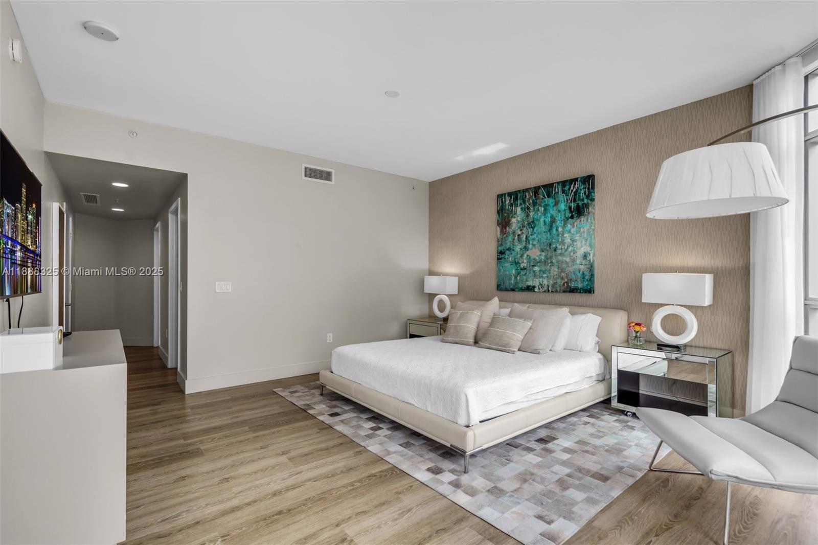 17301 Biscayne Blvd #501, North Miami Beach FL 33160