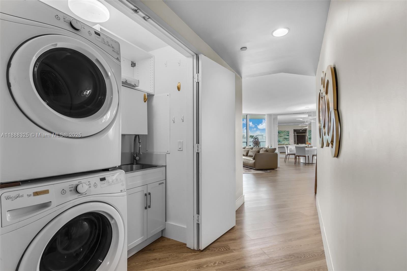 17301 Biscayne Blvd #501, North Miami Beach FL 33160