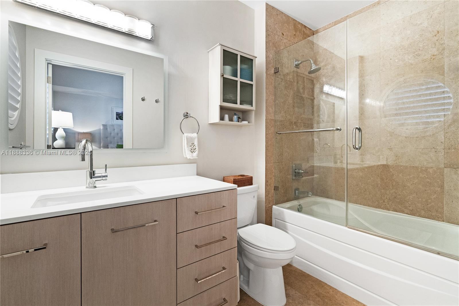 3739 Collins Ave #N-605, Miami Beach FL 33140
