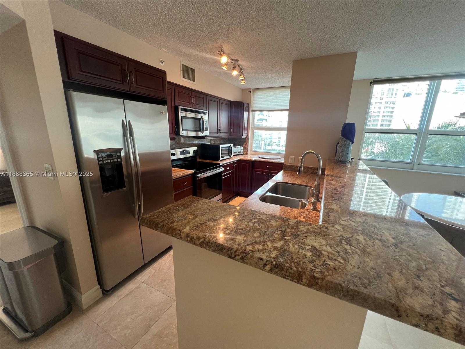 1155 Brickell Bay Dr #401, Miami FL 33131