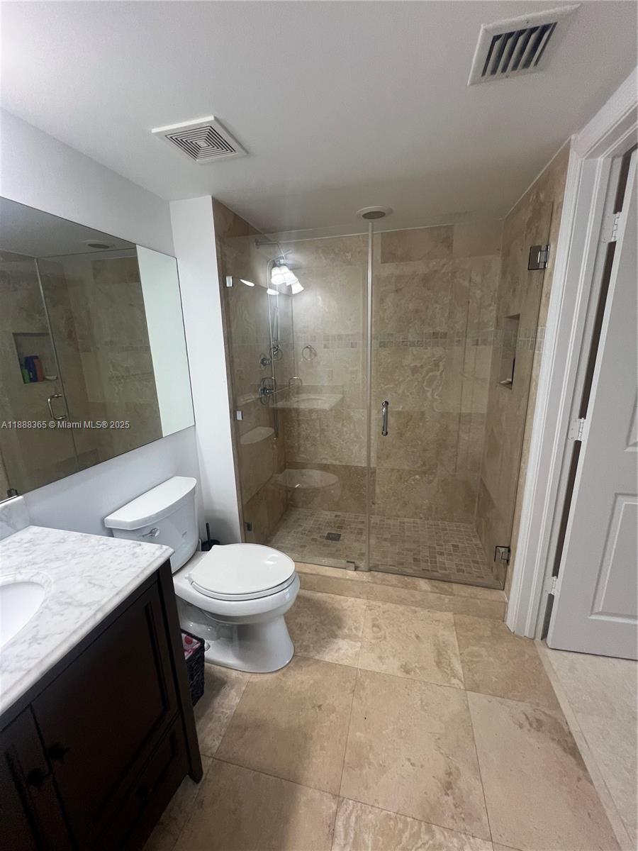 1155 Brickell Bay Dr #401, Miami FL 33131
