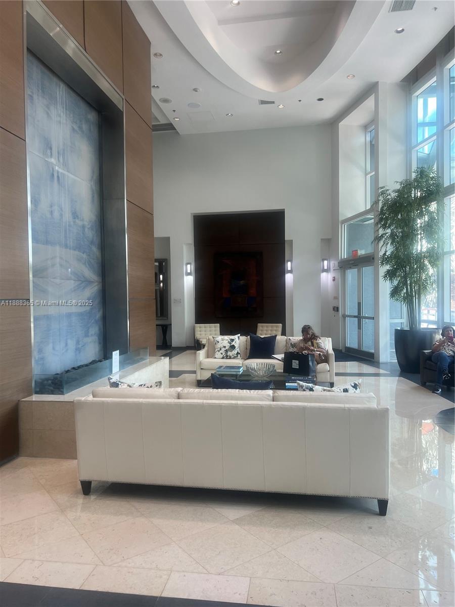 1155 Brickell Bay Dr #401, Miami FL 33131