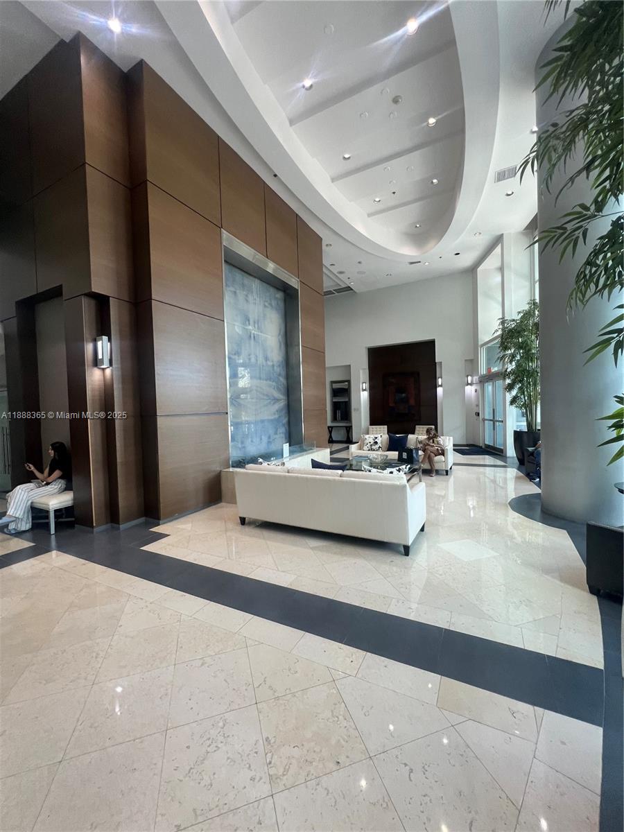 1155 Brickell Bay Dr #401, Miami FL 33131