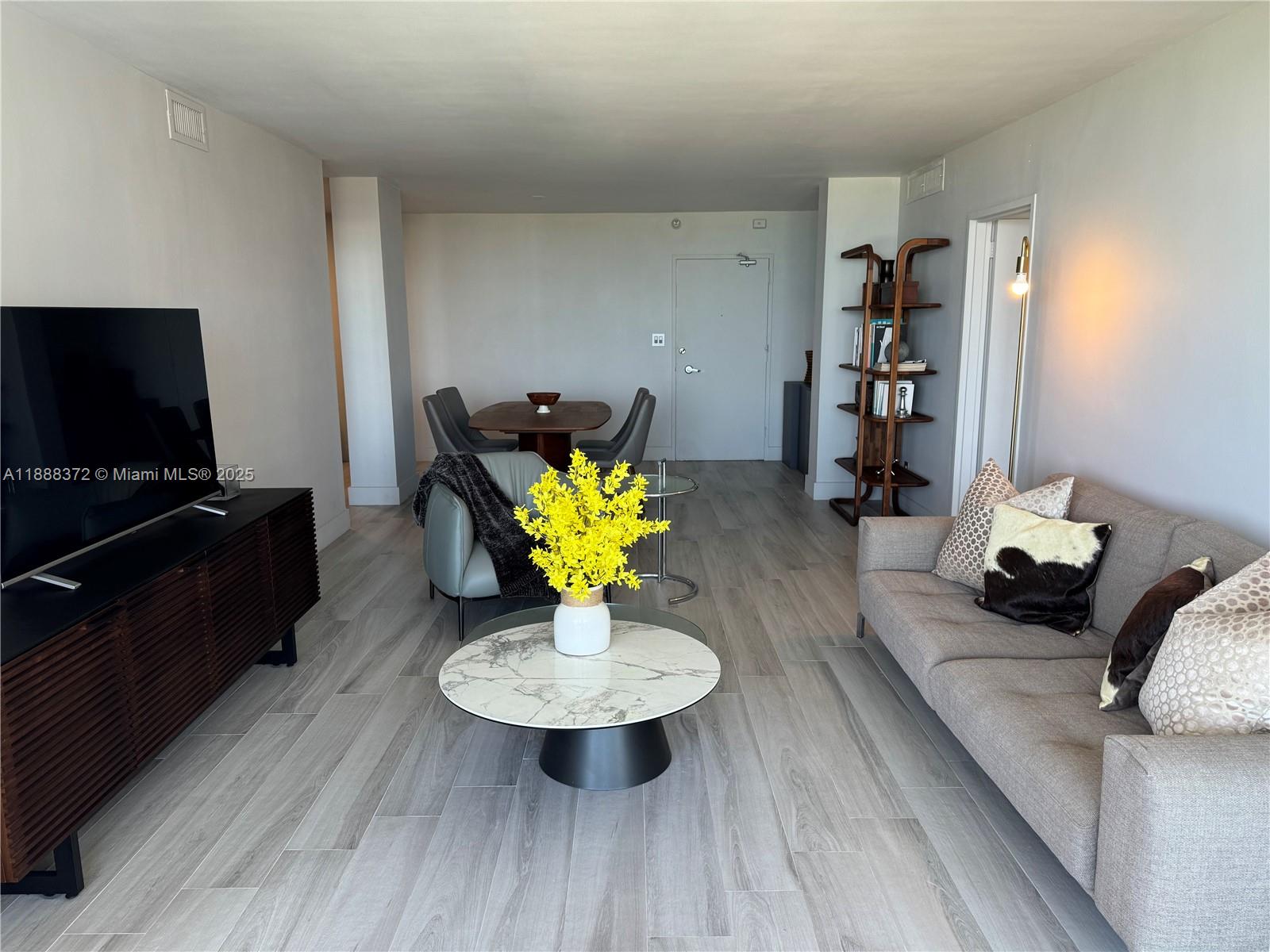 5151 Collins Ave #834, Miami Beach FL 33140