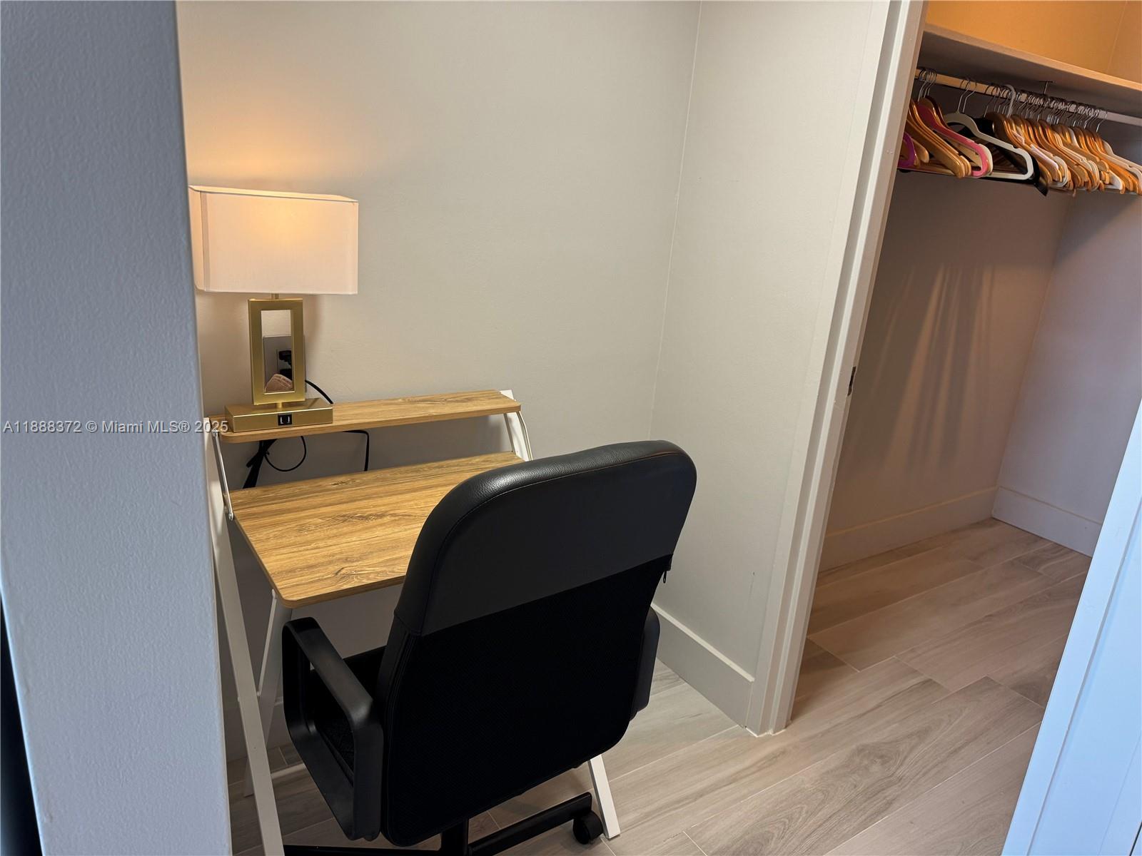 5151 Collins Ave #834, Miami Beach FL 33140