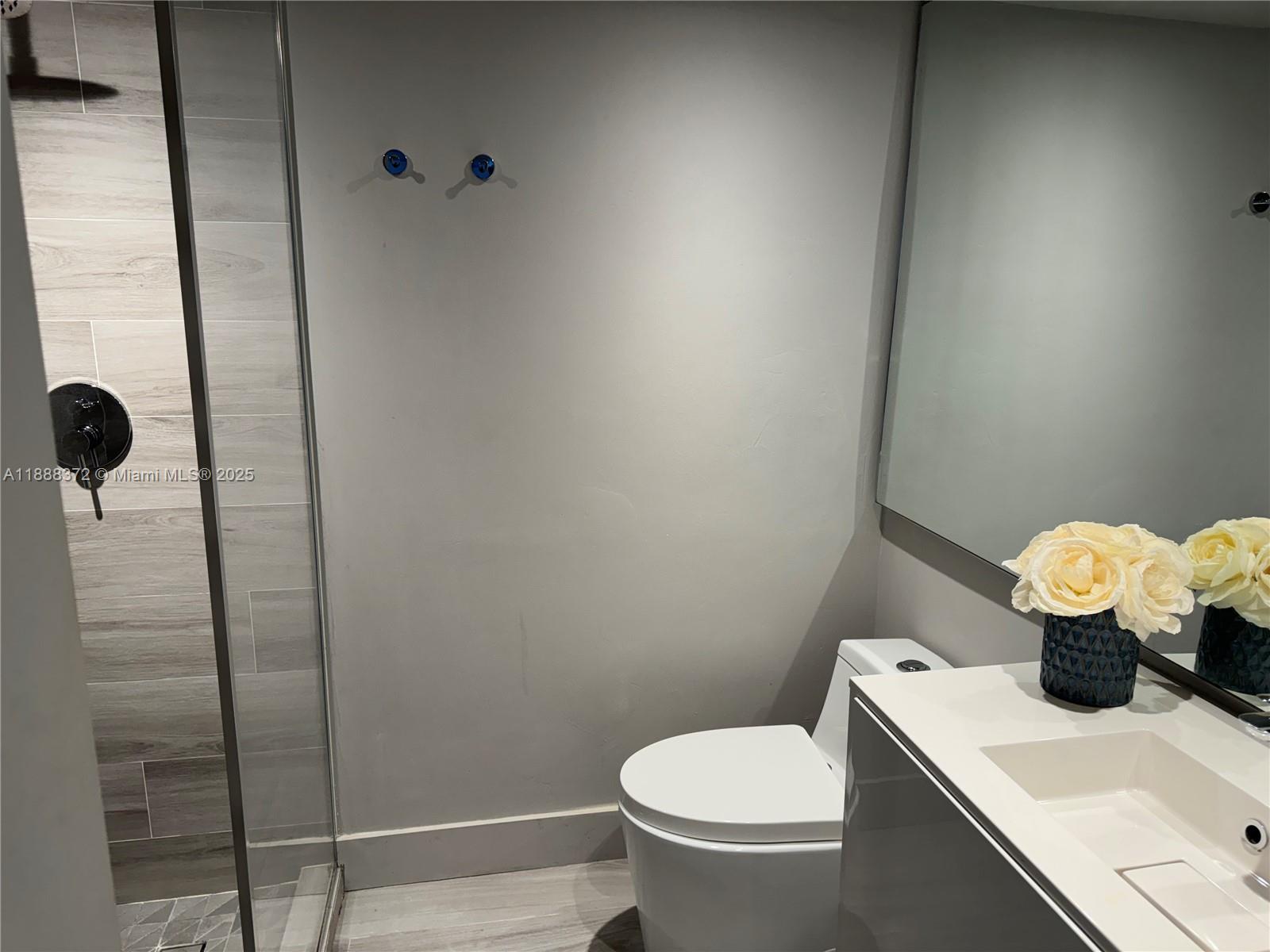 5151 Collins Ave #834, Miami Beach FL 33140