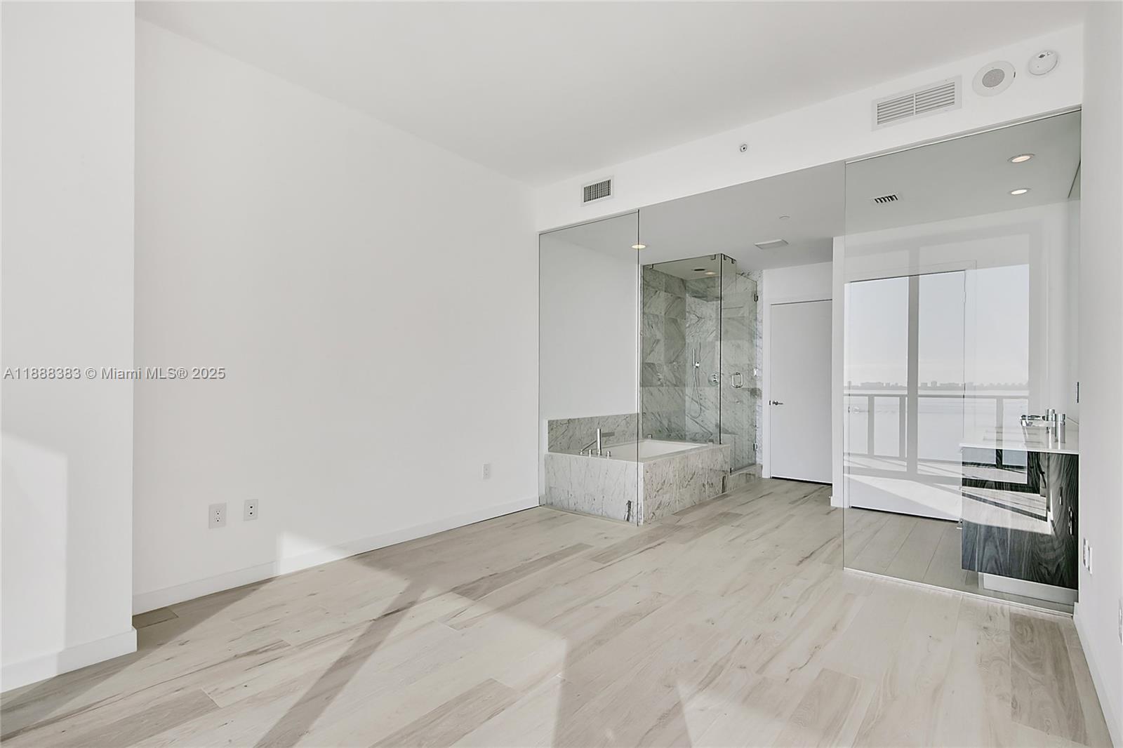 480 NE 31st St #904, Miami FL 33137