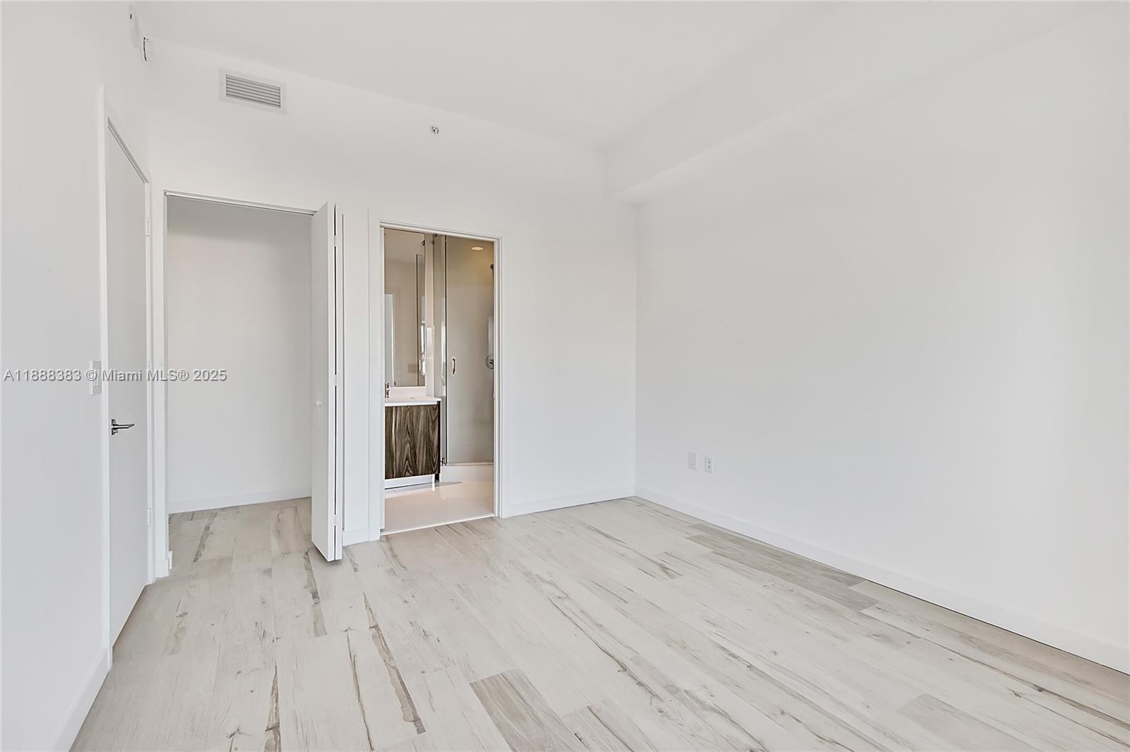 480 NE 31st St #904, Miami FL 33137