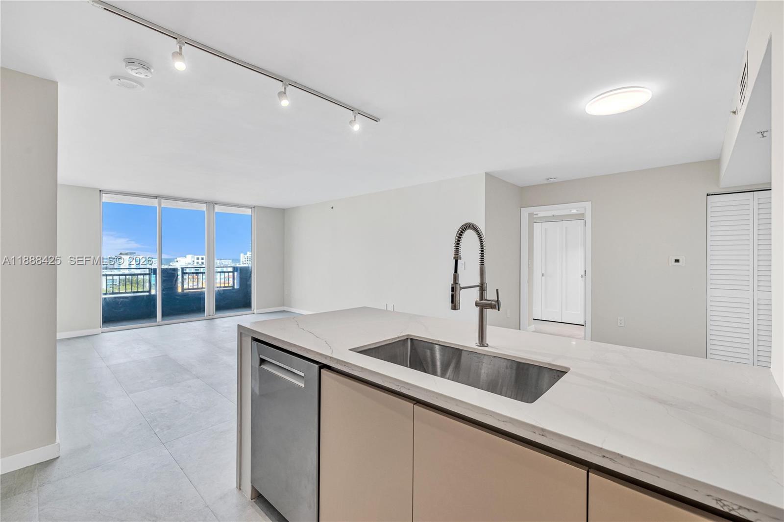 90 Alton Rd #1103, Miami Beach FL 33139