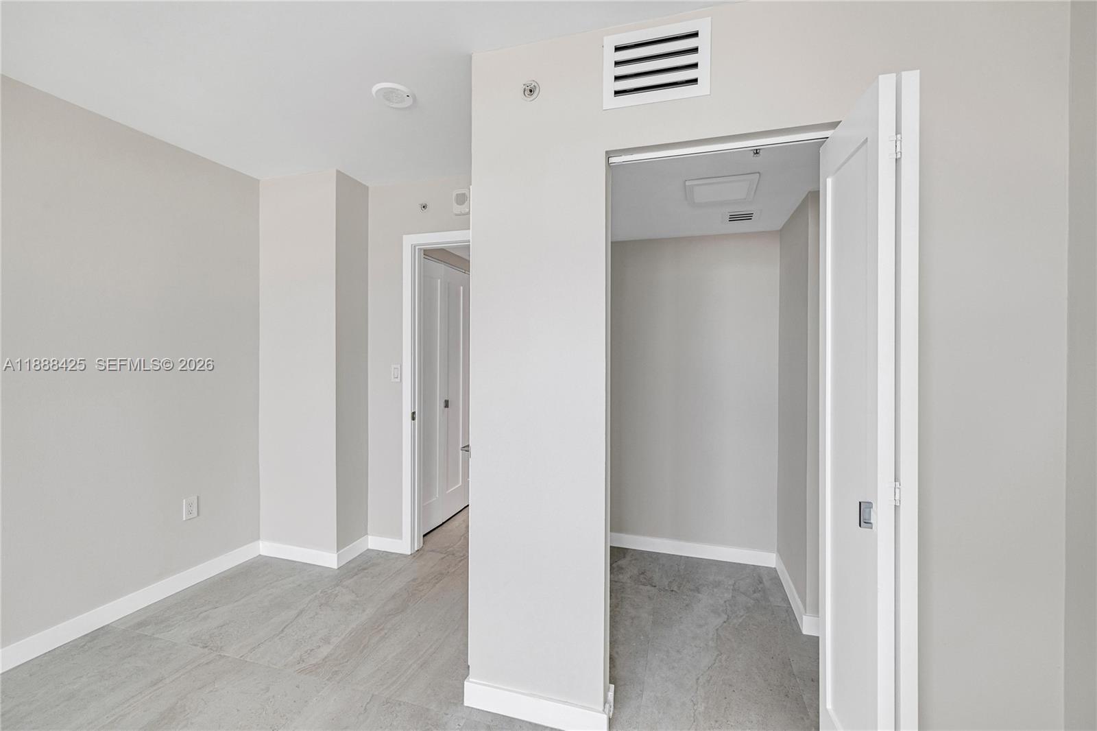 90 Alton Rd #1103, Miami Beach FL 33139