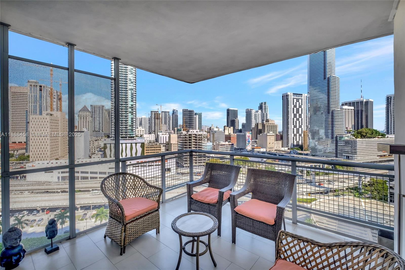 350 S Miami Ave #1703, Miami FL 33130