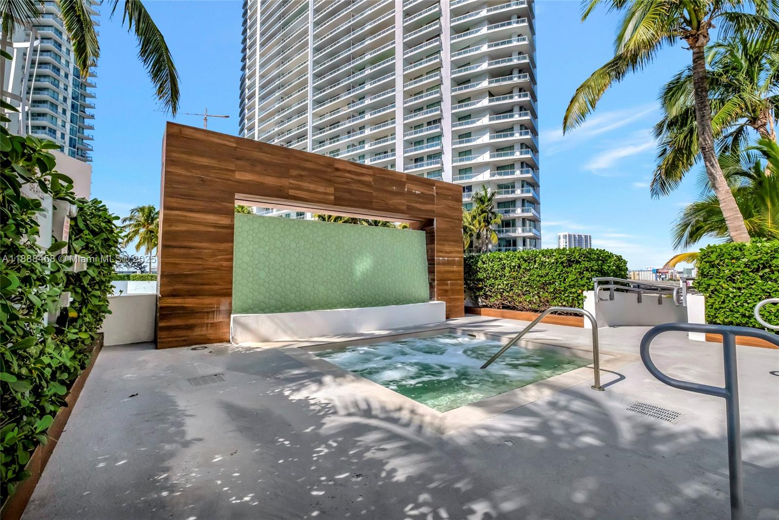 350 S Miami Ave #1703, Miami FL 33130