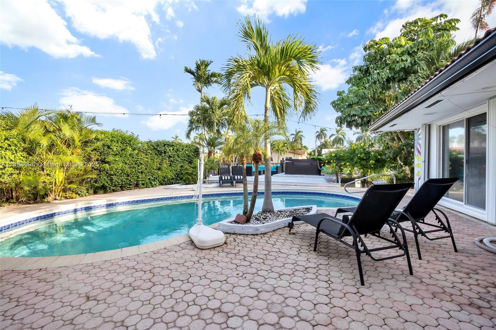 5830 NE 14th Rd, Fort Lauderdale FL 33334