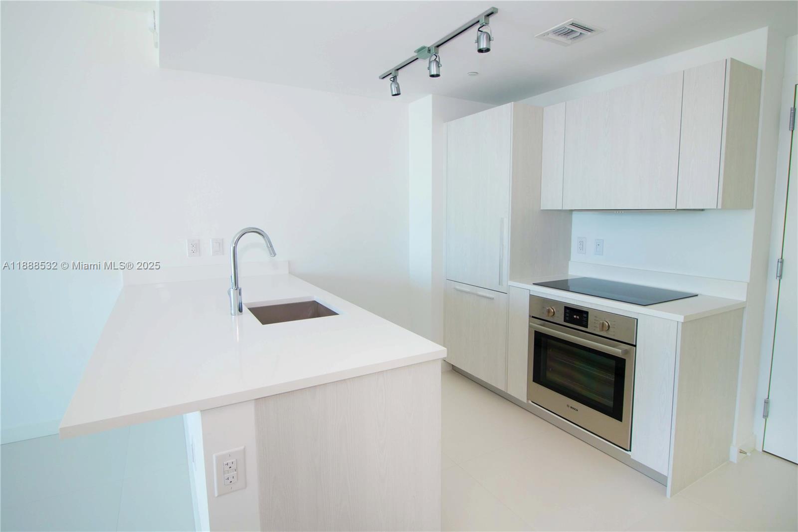 501 NE 31st St #1805, Miami FL 33137
