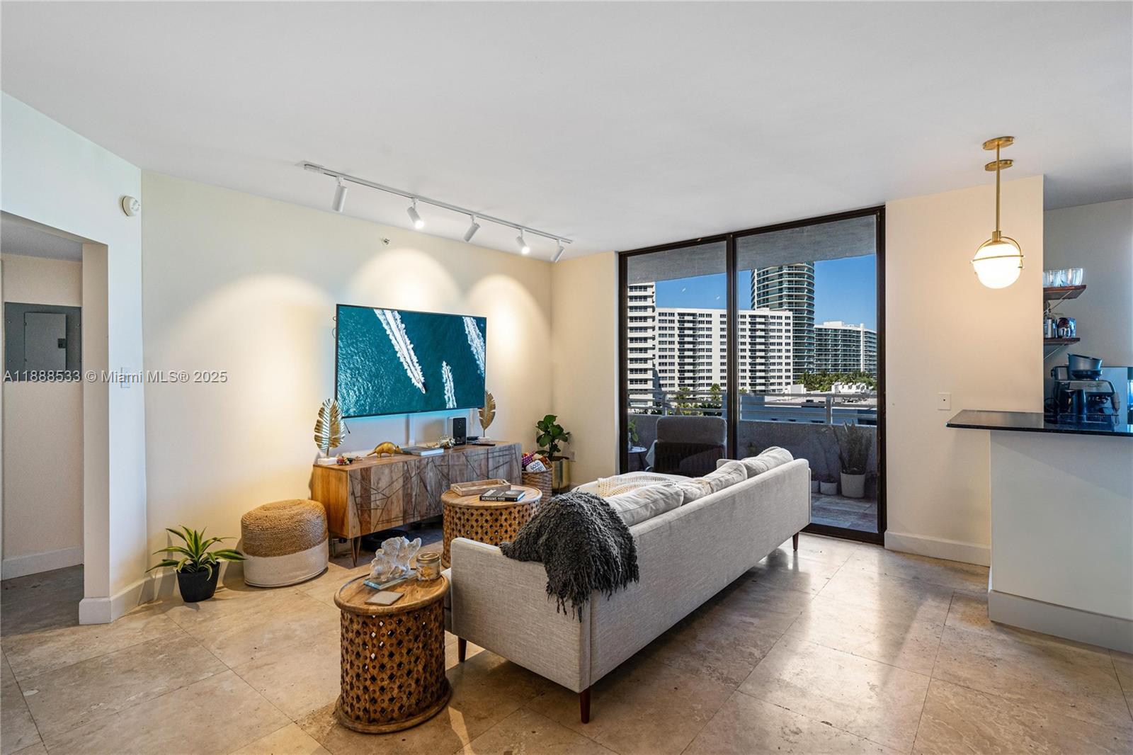 1330 West Ave #611, Miami Beach FL 33139