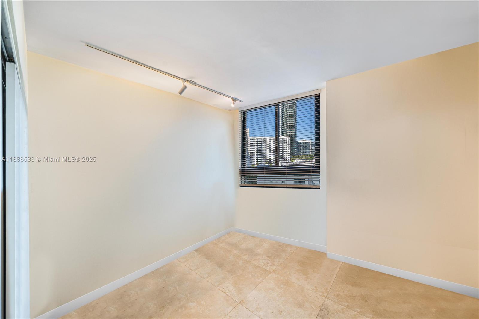 1330 West Ave #611, Miami Beach FL 33139