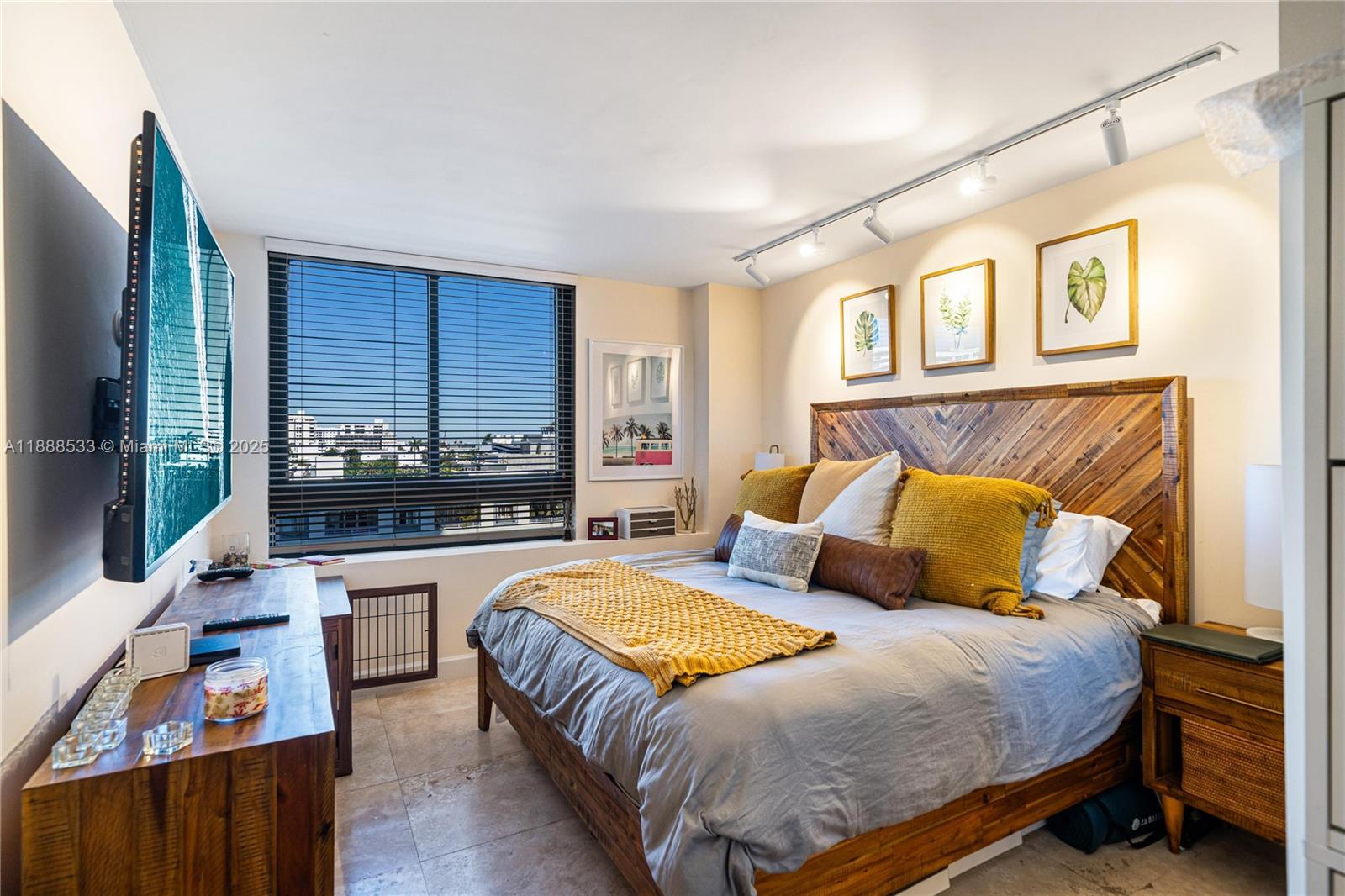 1330 West Ave #611, Miami Beach FL 33139