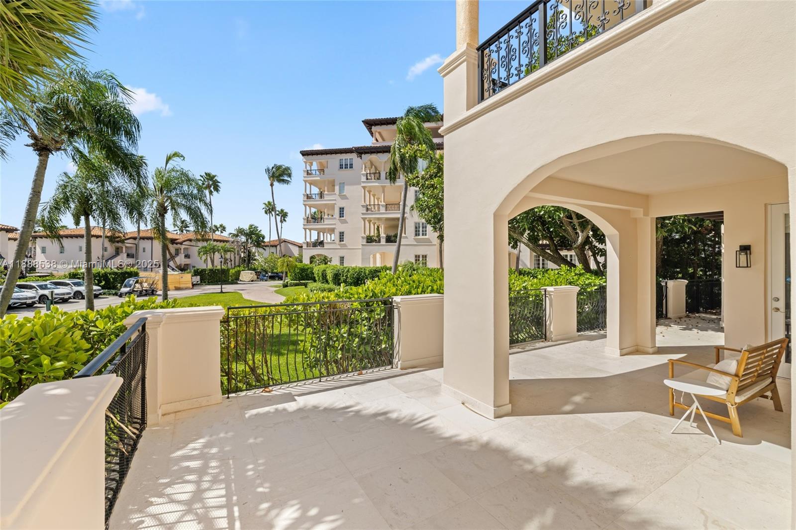 19216 Fisher Island Dr #19216, Miami Beach FL 33109