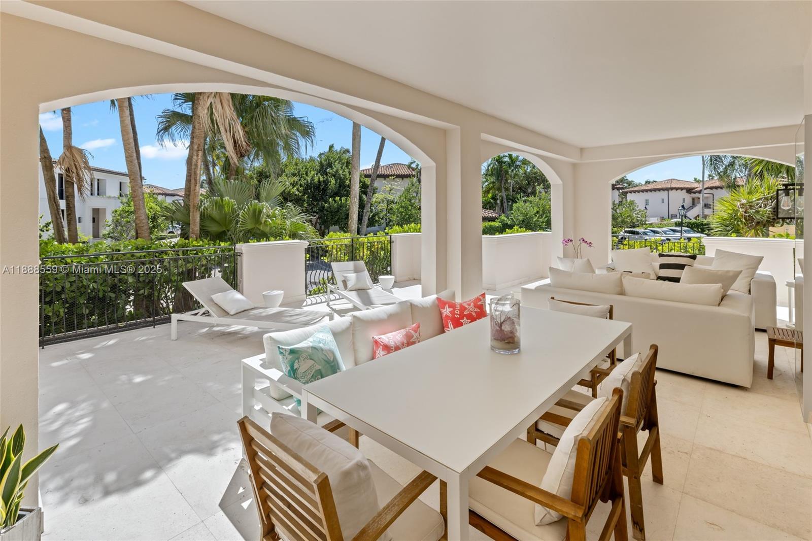 19216 Fisher Island Dr #19216, Miami Beach FL 33109