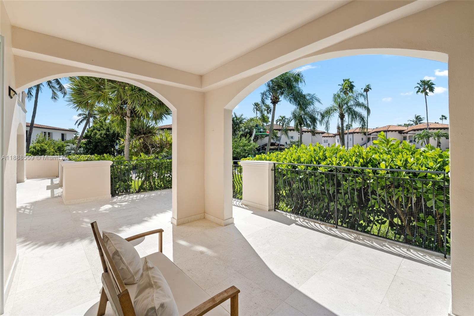 19216 Fisher Island Dr #19216, Miami Beach FL 33109