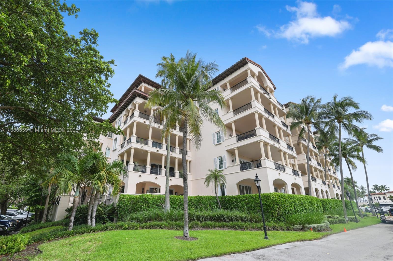 19216 Fisher Island Dr #19216, Miami Beach FL 33109