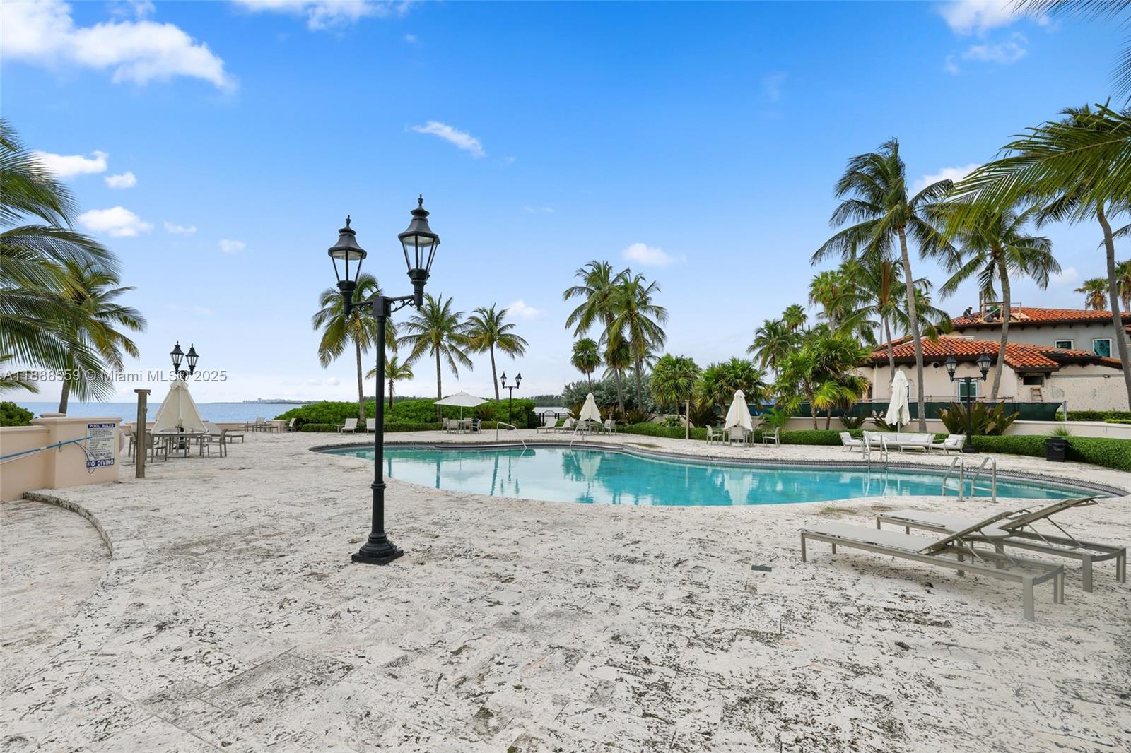 19216 Fisher Island Dr #19216, Miami Beach FL 33109
