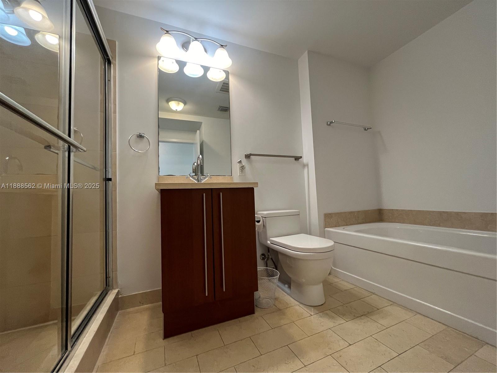 79 SW 12th St #2608-S, Miami FL 33130