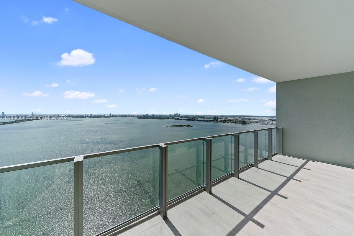 2900 NE 7 Ave #3605, Miami FL 33137