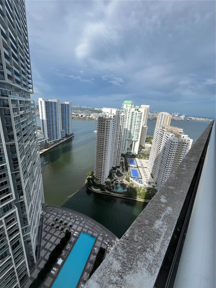 495 Brickell Ave #4106, Miami FL 33131