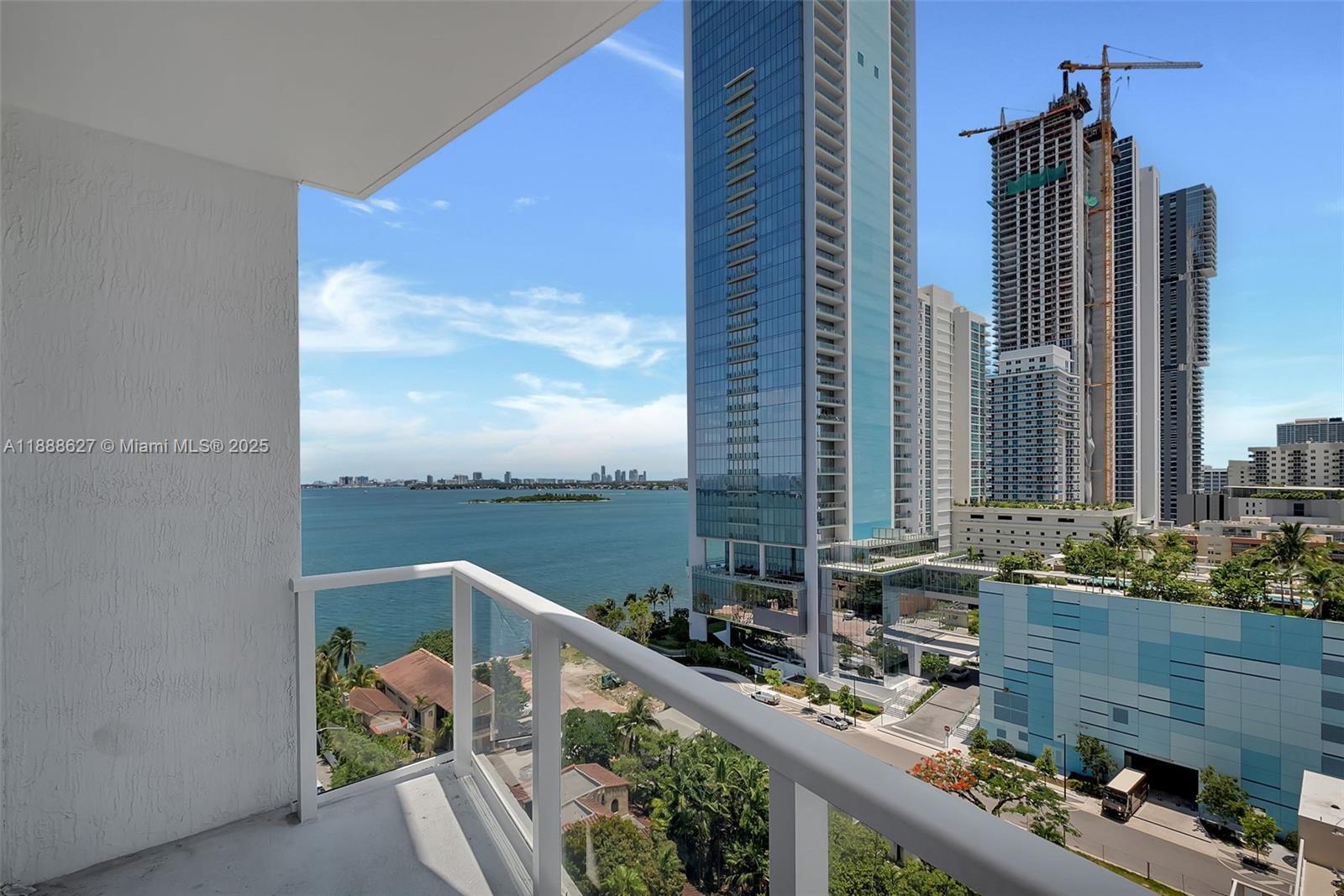 601 NE 27th St #1206, Miami FL 33137
