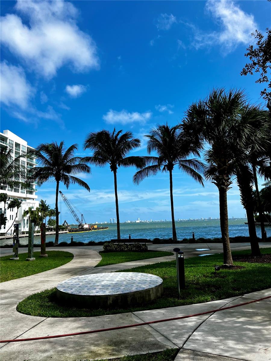 601 NE 27th St #1206, Miami FL 33137