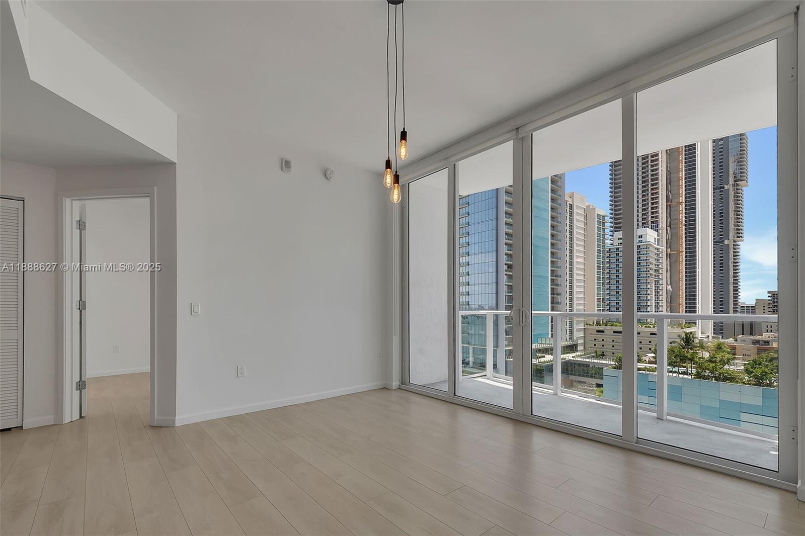 601 NE 27th St #1206, Miami FL 33137