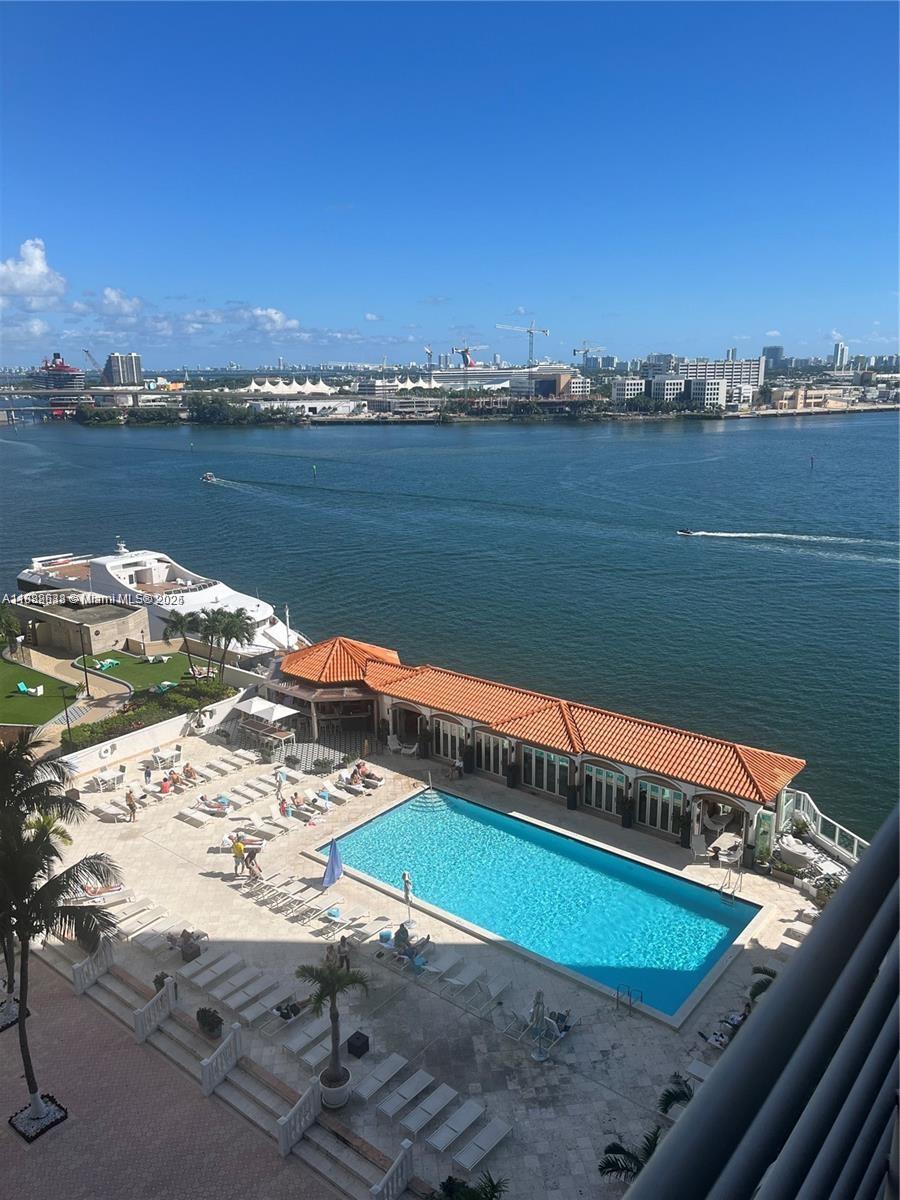 335 S Biscayne Blvd #1506, Miami FL 33131
