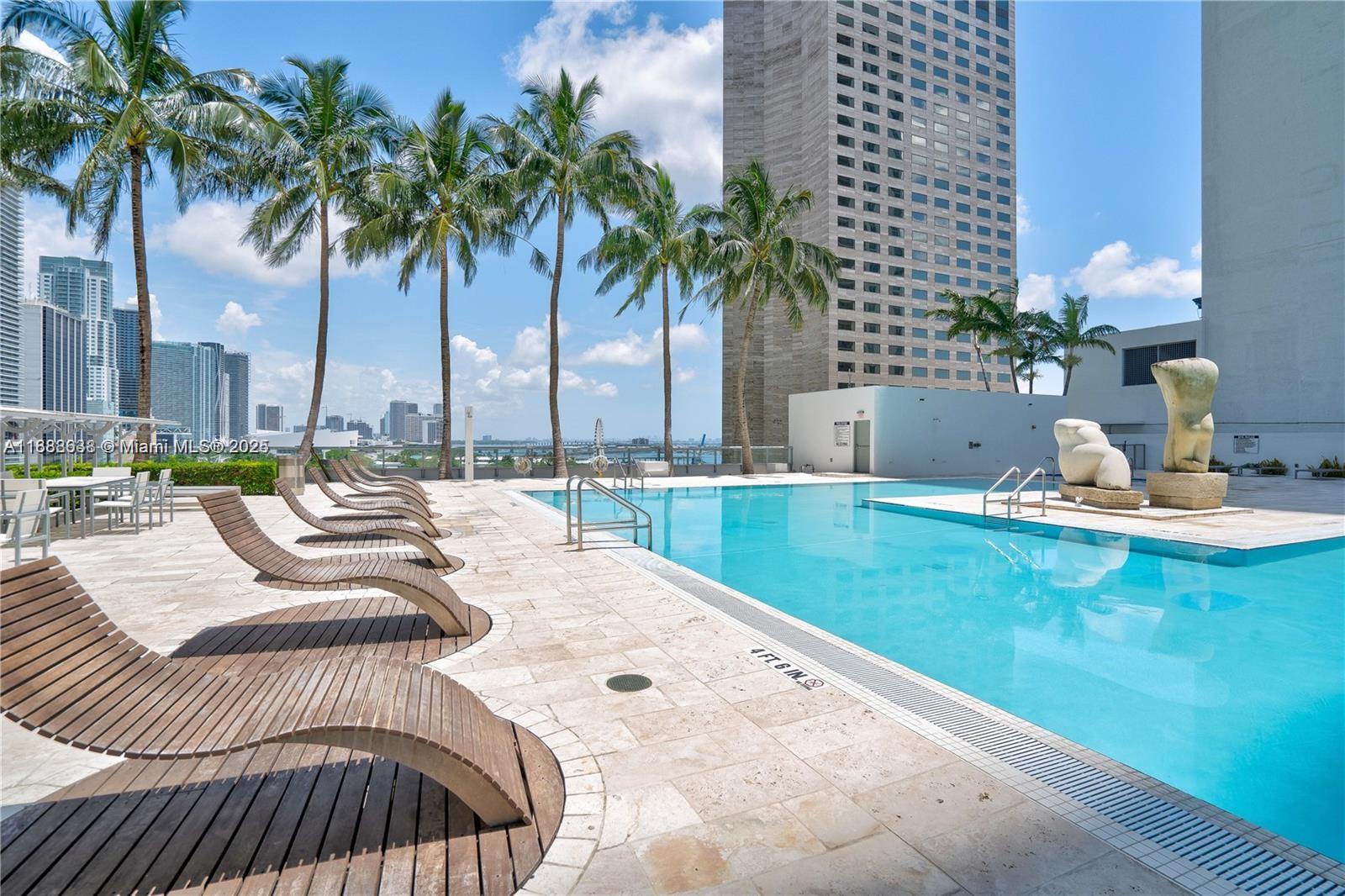 335 S Biscayne Blvd #1506, Miami FL 33131