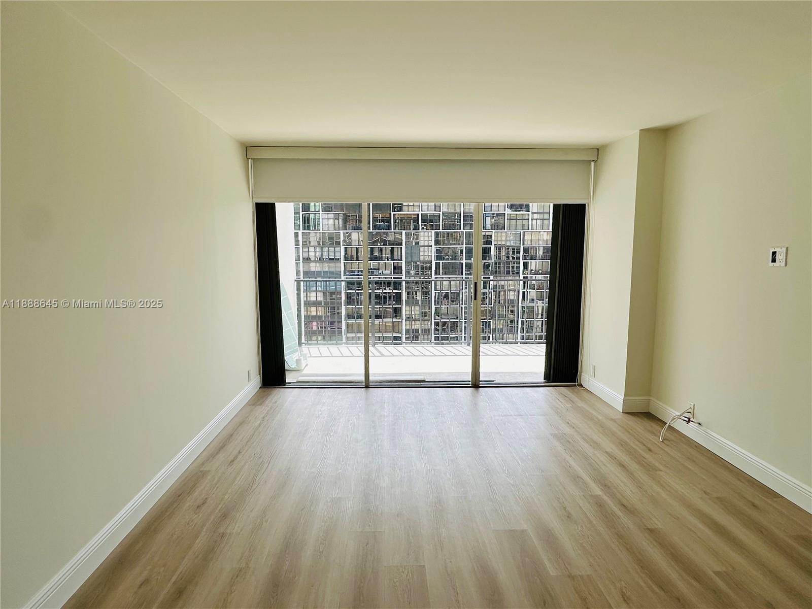 1901 Brickell Ave #B1503, Miami FL 33129