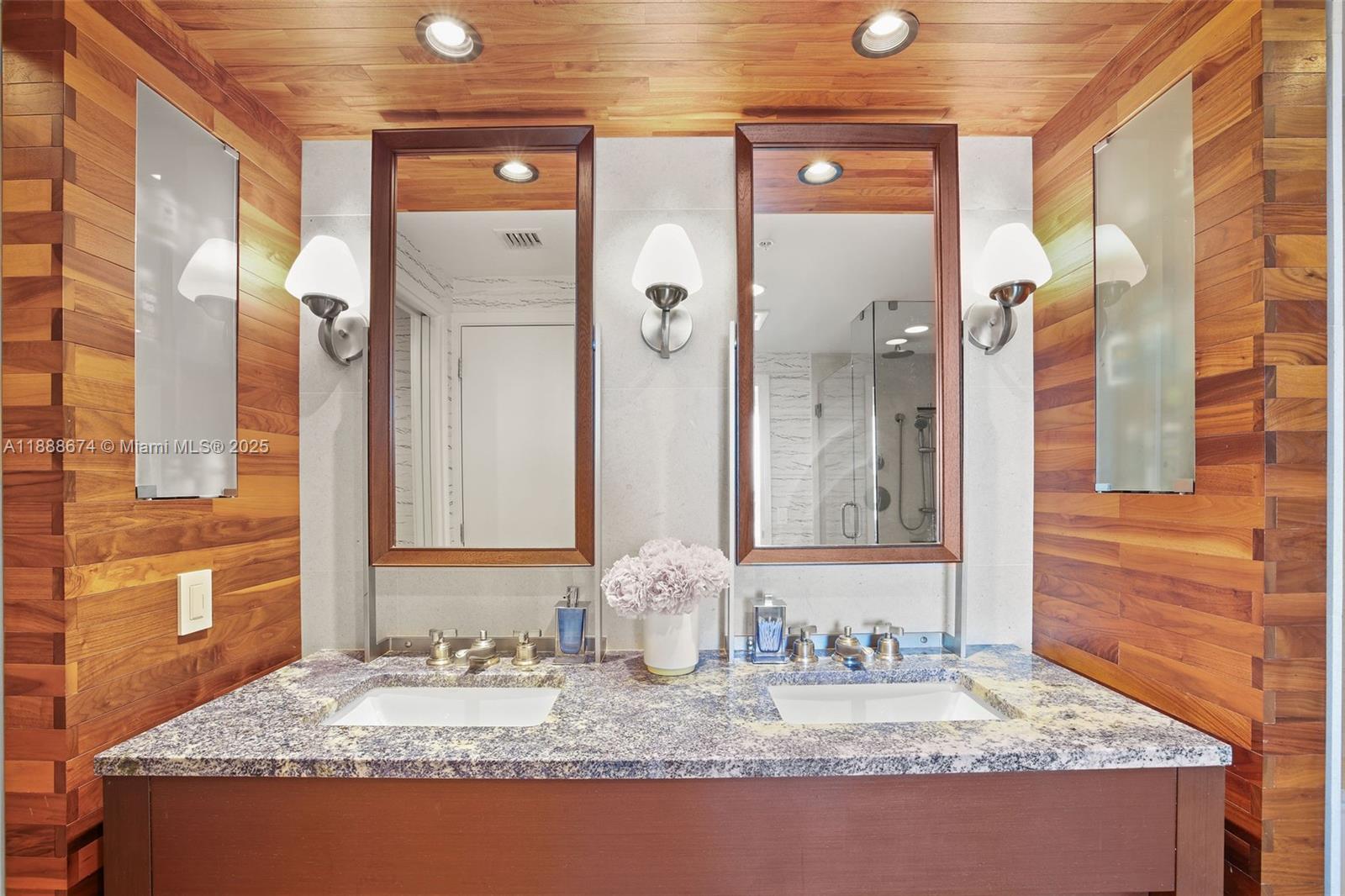 6899 Collins Ave #1610, Miami Beach FL 33141