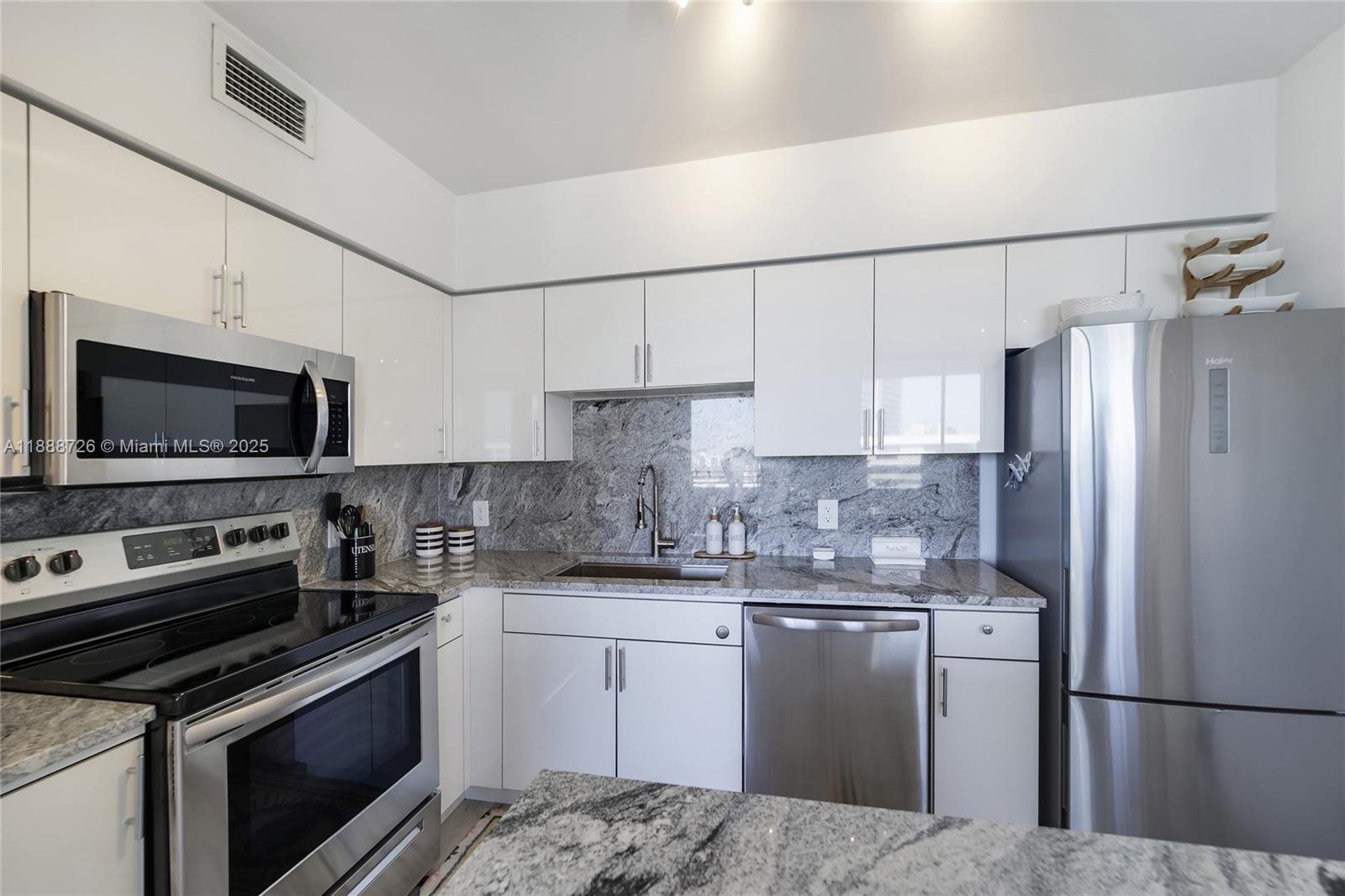 1330 West Ave #1503, Miami Beach FL 33139